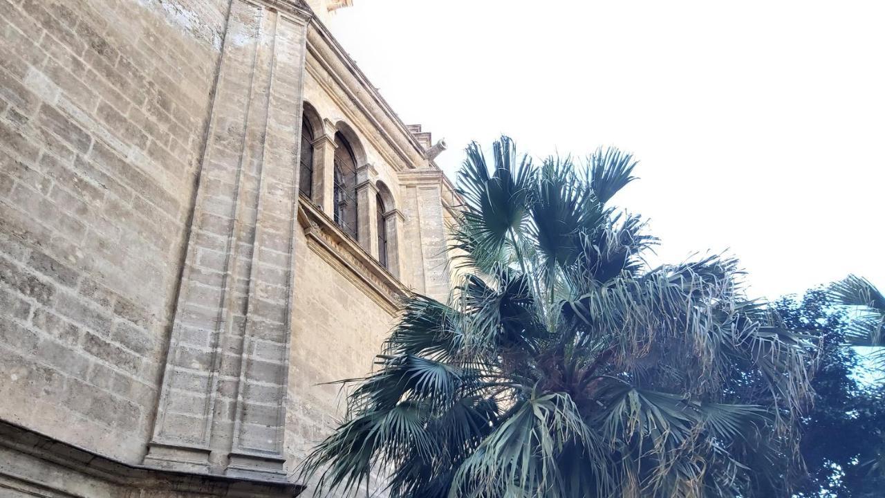 Ferienwohnung Del Parque Flats Catedral Exclusive Málaga Exterior foto